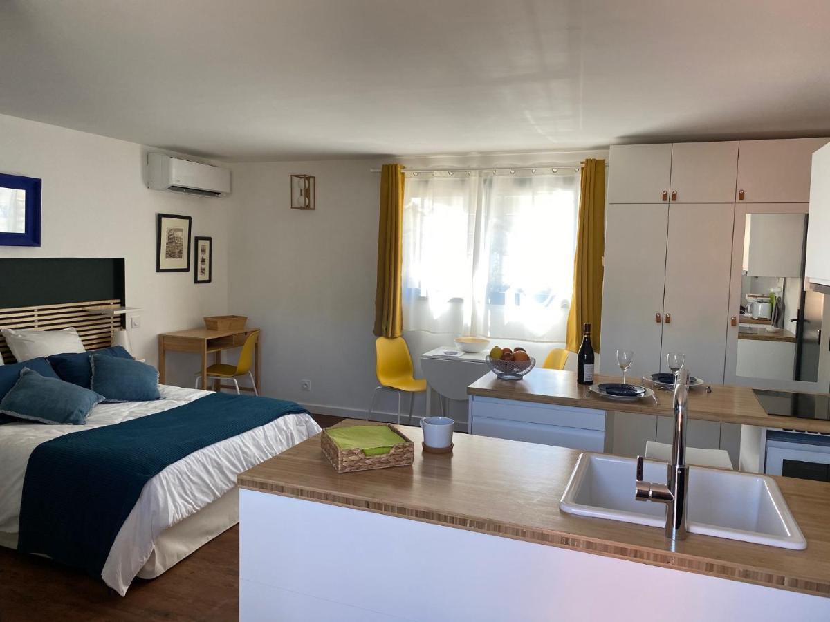 Les Cedres Villa Uzes Bagian luar foto